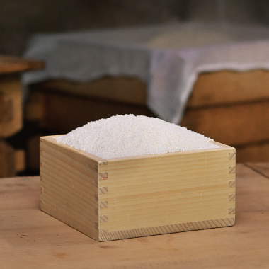 厳選素材を活かした素朴な味